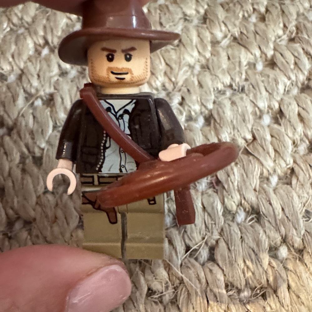 Indiana jones Lego figure with whip. - Picture 2 of 5